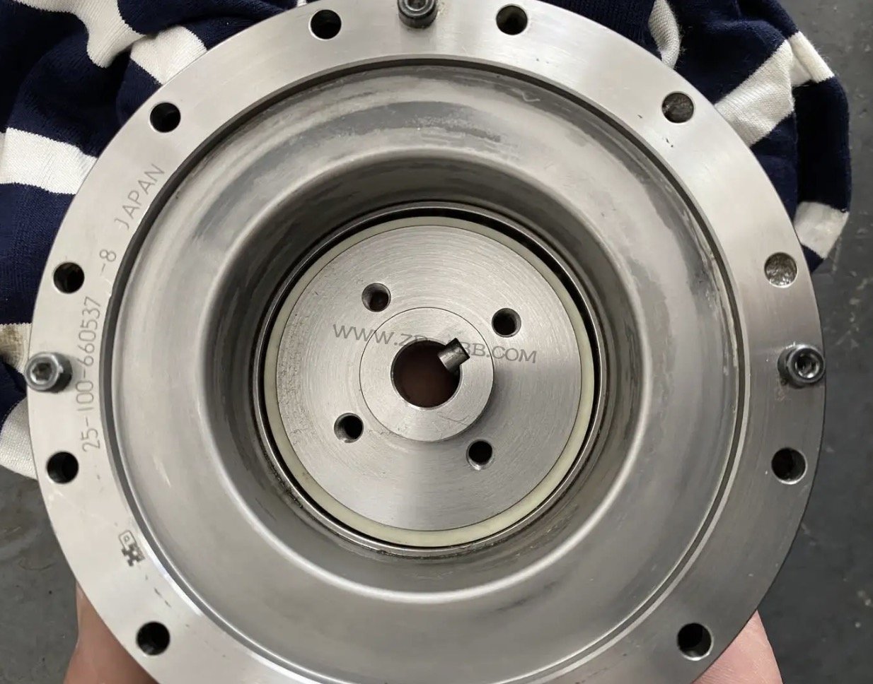 ABB���I��Ϳ�C����IRB 5400�p�ٙC�S�޲��EԔ��