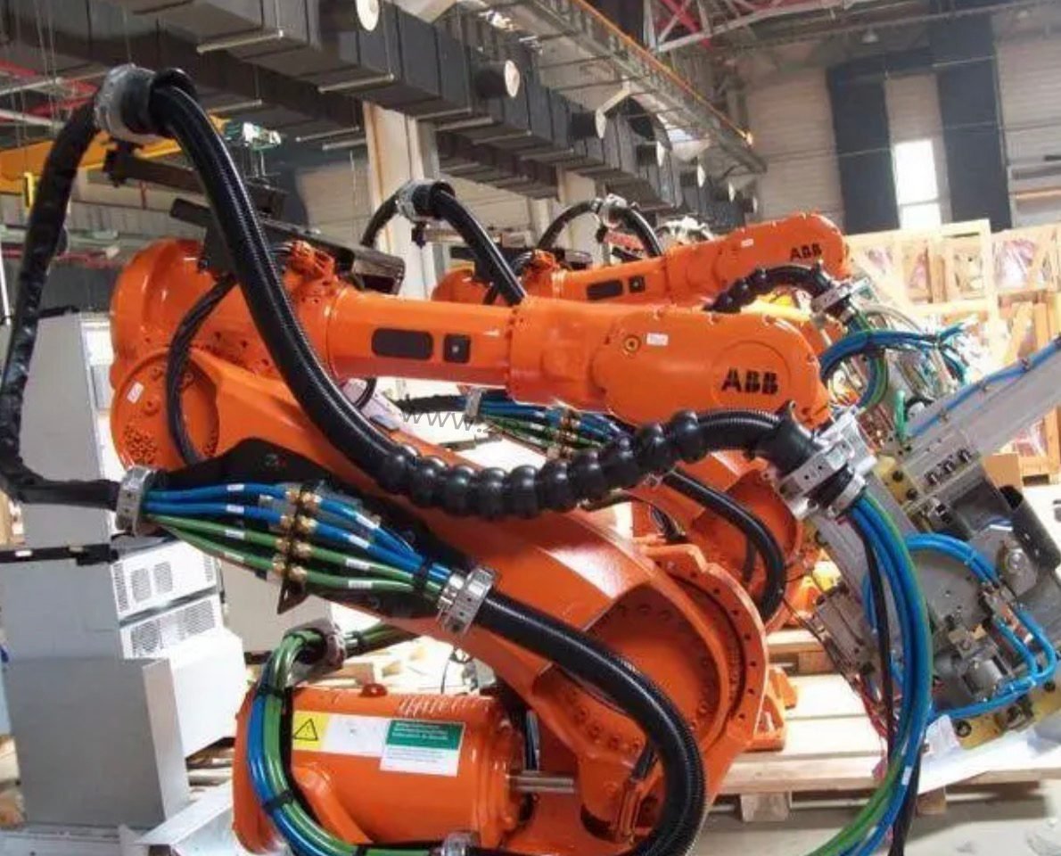 ABB�Cе�־S���P���c�����\��